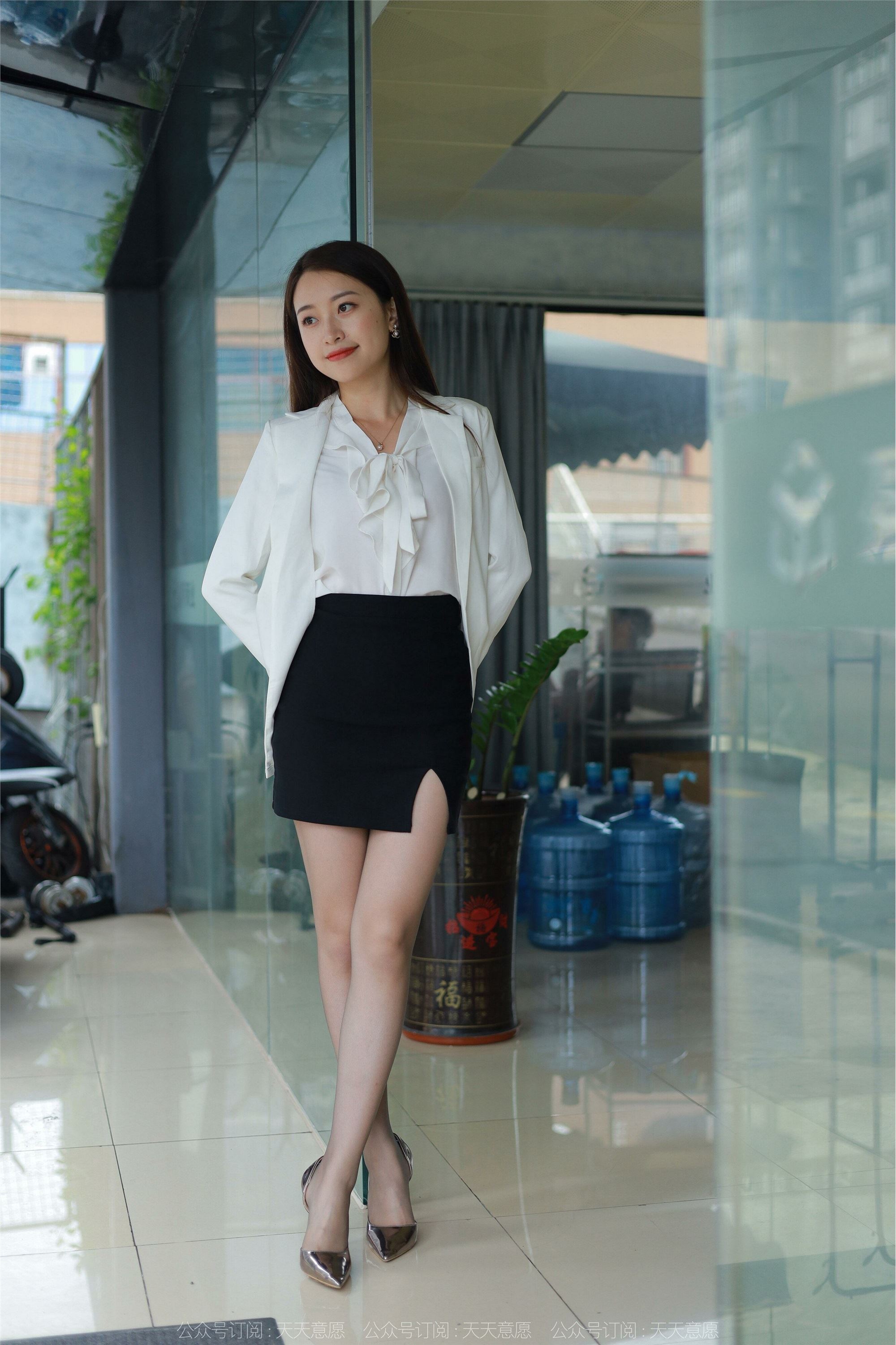 IESS异思趣向 2022.06.11 丝享家 1114：小婕《冷艳嘿丝》